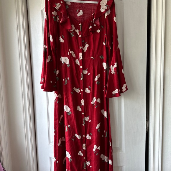 Christy Dawn Florence Dress - Crimson Floral (M) - Picture 4 of 6